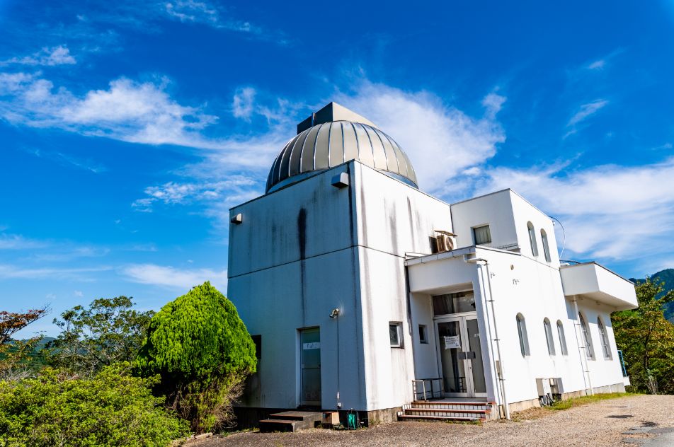 プラネタリウム館