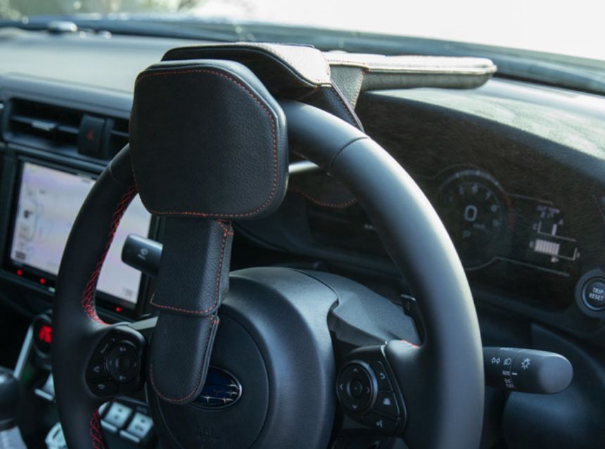 ステアリングロック