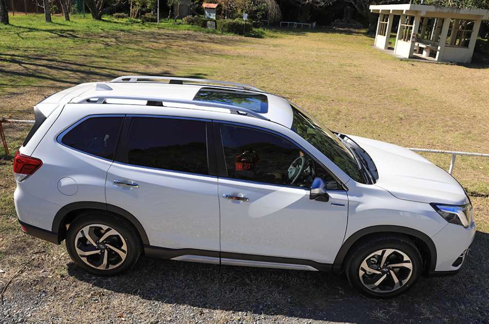 NEW FORESTER Advance