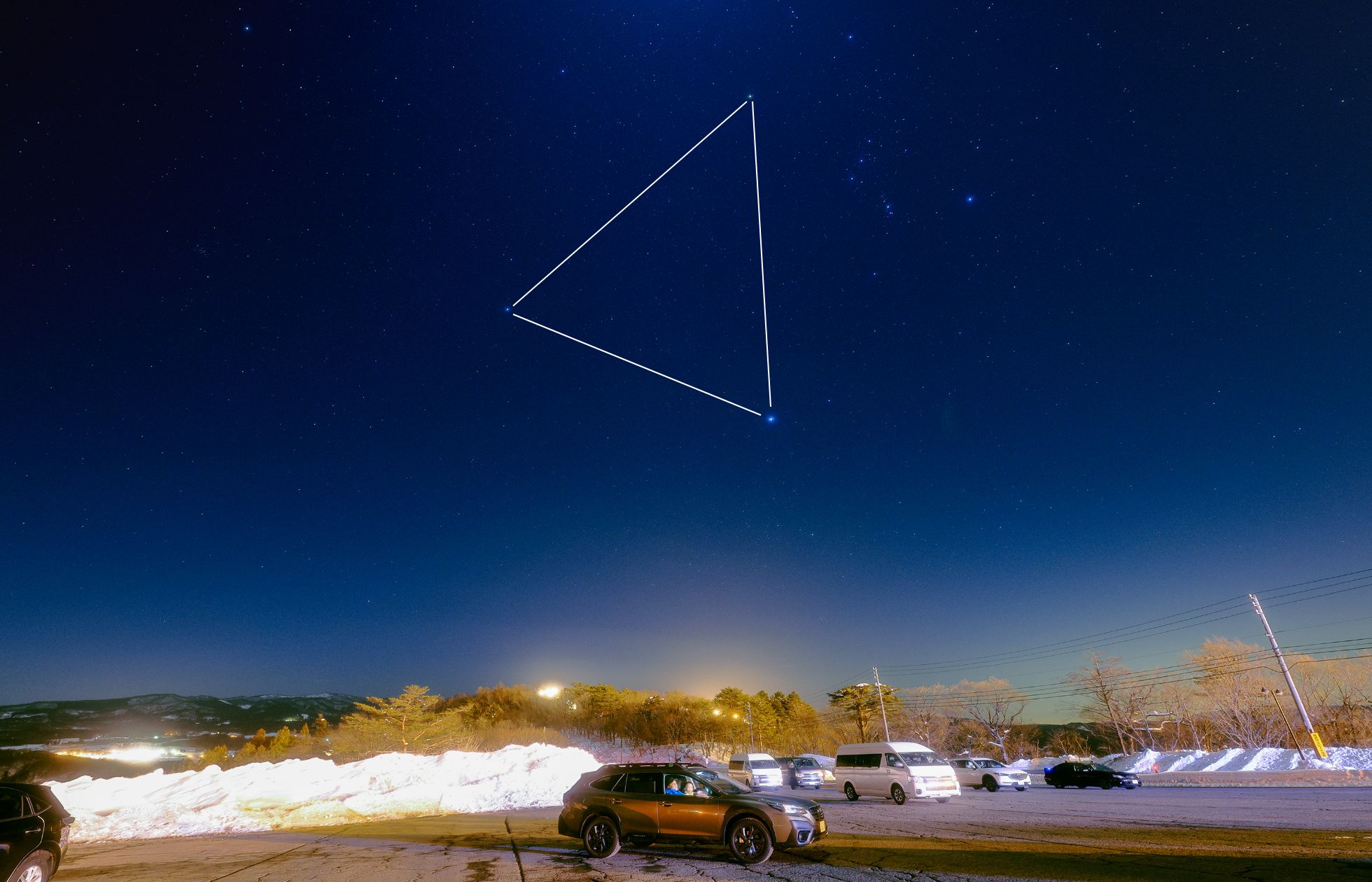 冬の大三角とOUTBACK。