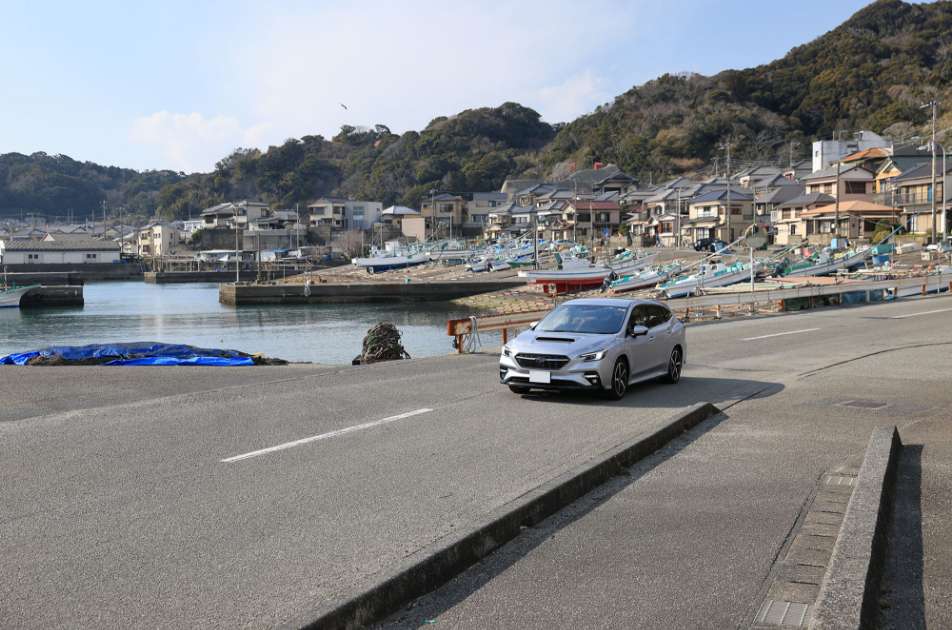 海辺を走ります