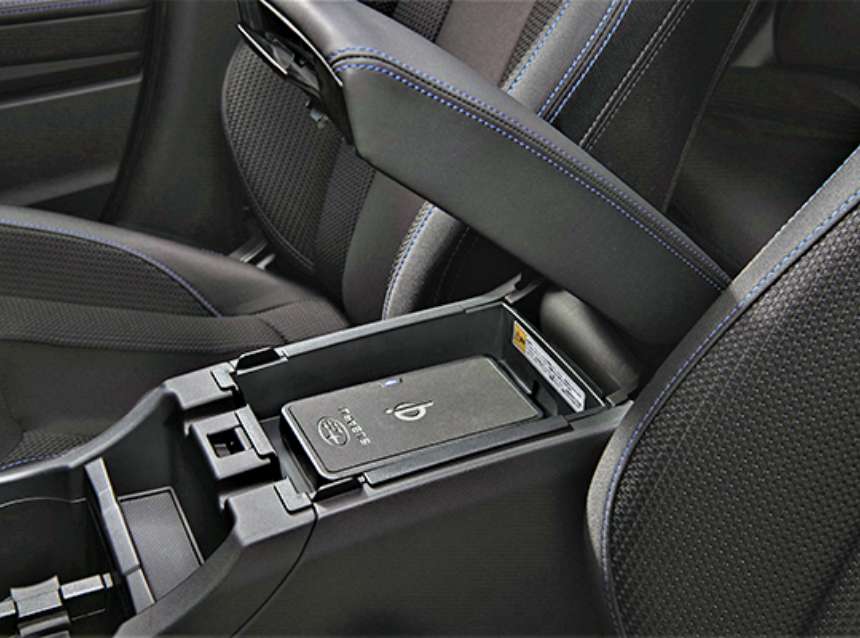 ワイヤレスチャージャー