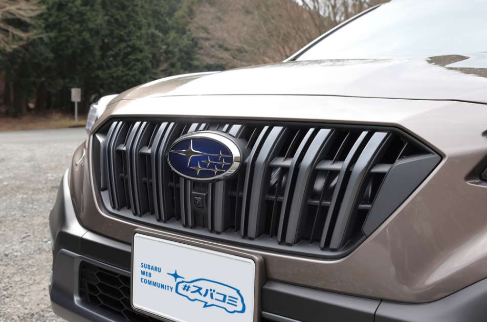 OUTBACK Limited EXのフロントグリル