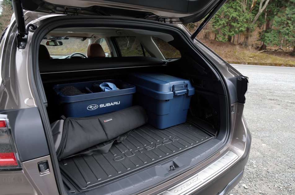 OUTBACK Limited EXのラゲッジ