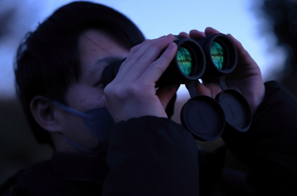 六連星を高性能双眼鏡で観賞