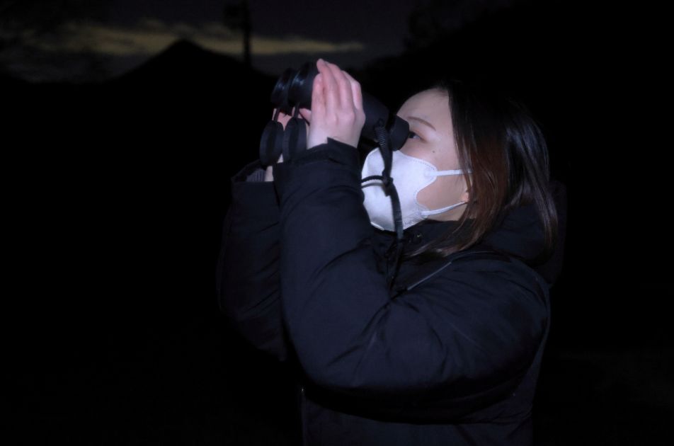 六連星を高性能双眼鏡で観賞