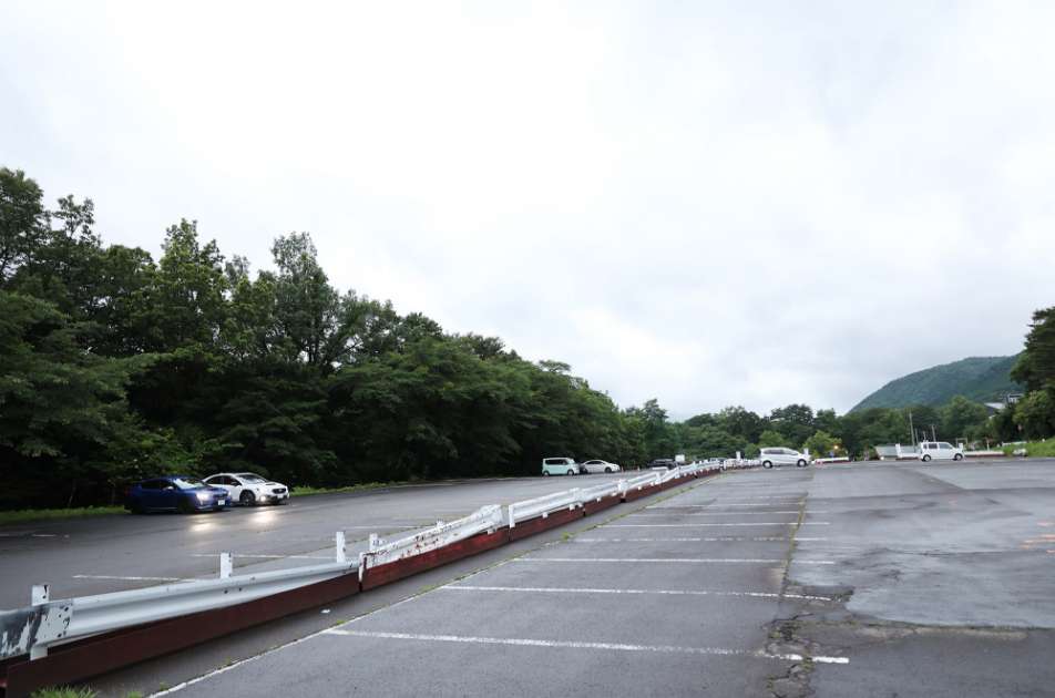 泉ヶ岳大駐車場